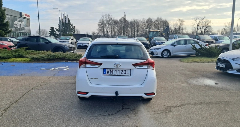 Toyota Auris cena 47900 przebieg: 155046, rok produkcji 2018 z Nowe Warpno małe 121